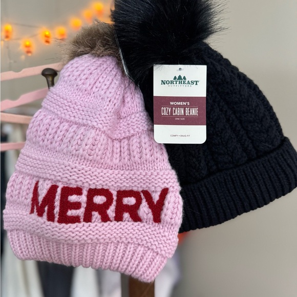 Black fleece lined and faux fur Pom hat last one left - Picture 2 of 3